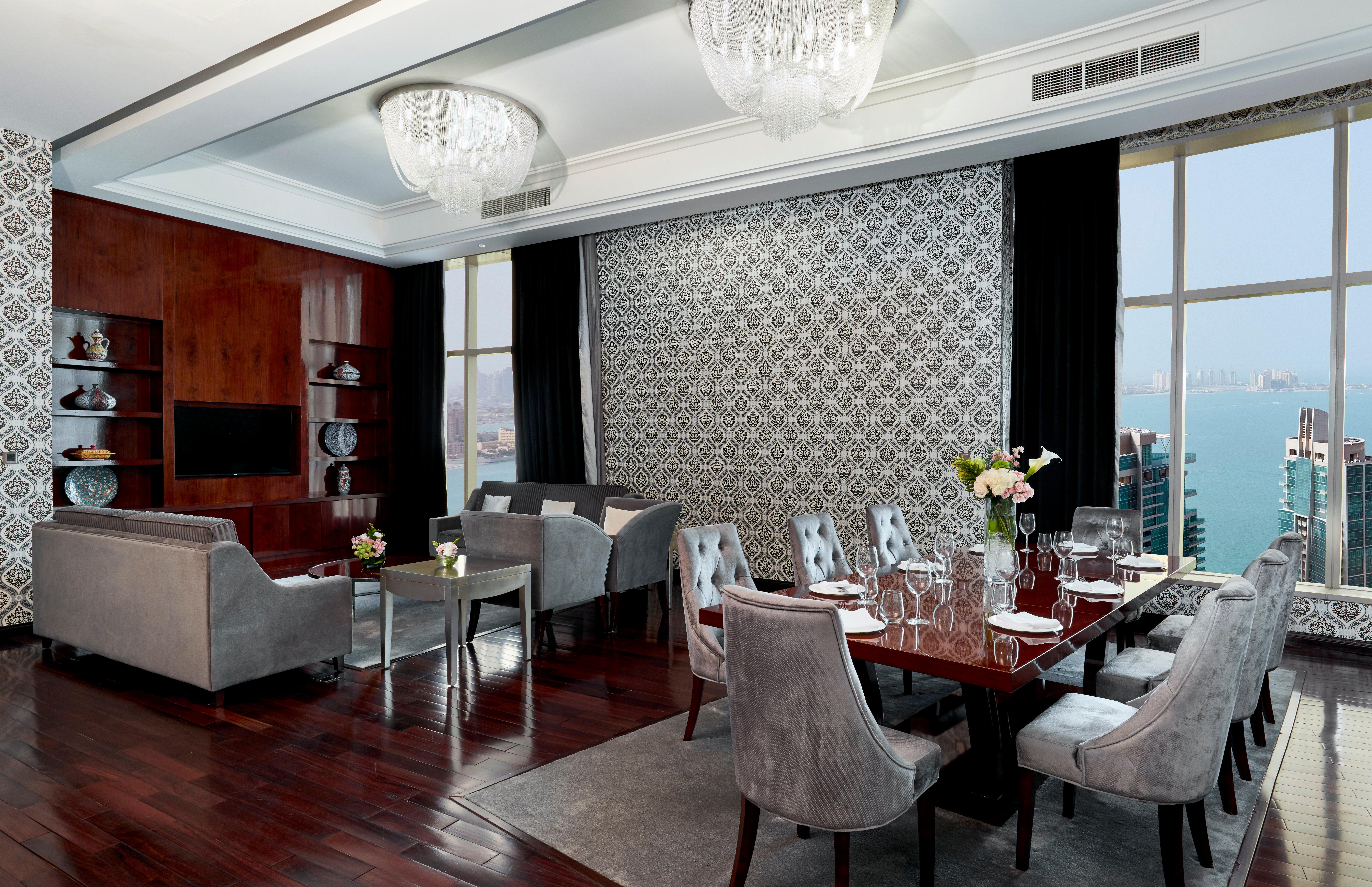 Best Plaza West Bay Hotel Doha Kültér fotó A suite at the Ritz-Carlton, DIFC