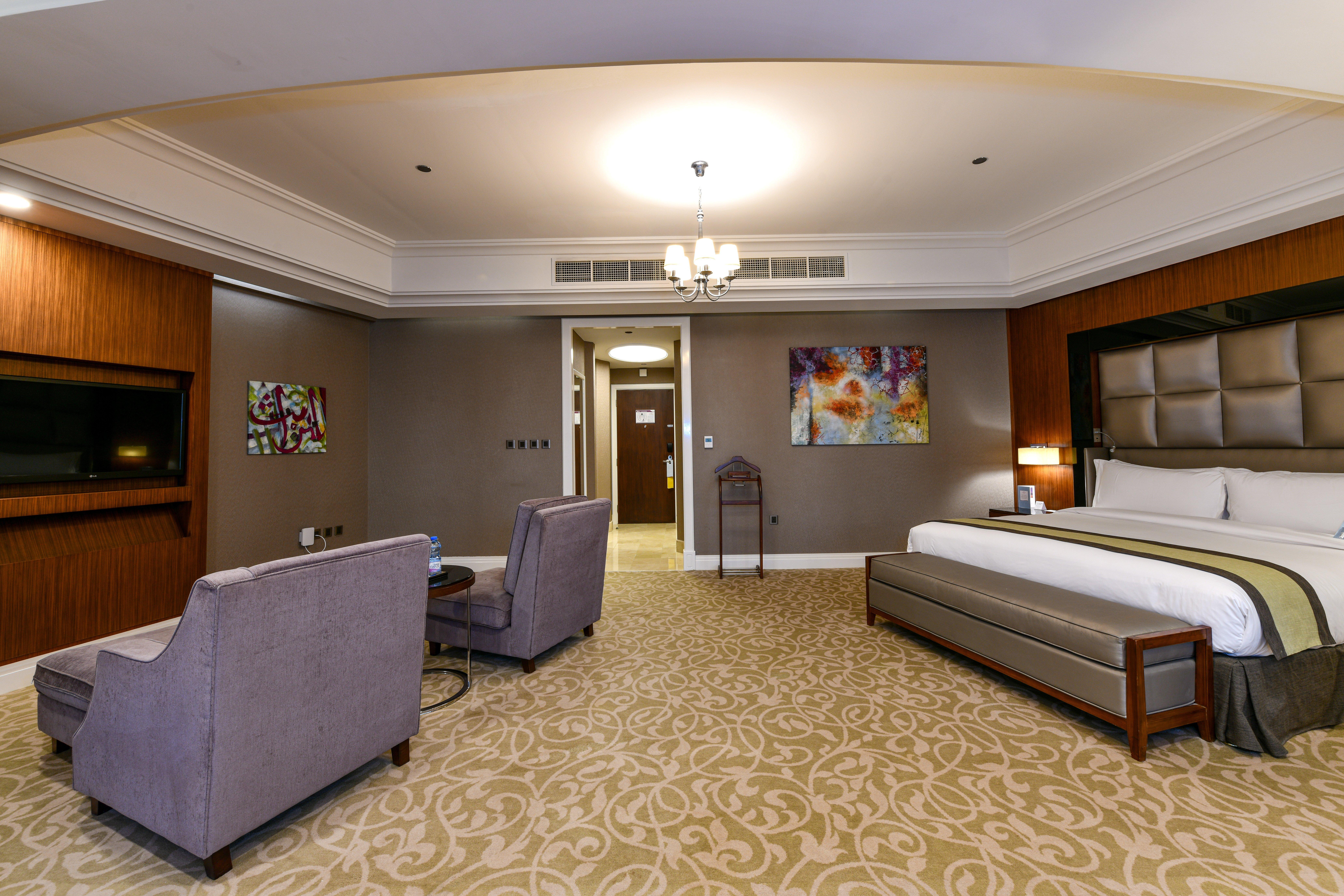 Best Plaza West Bay Hotel Doha Kültér fotó A suite at the hotel