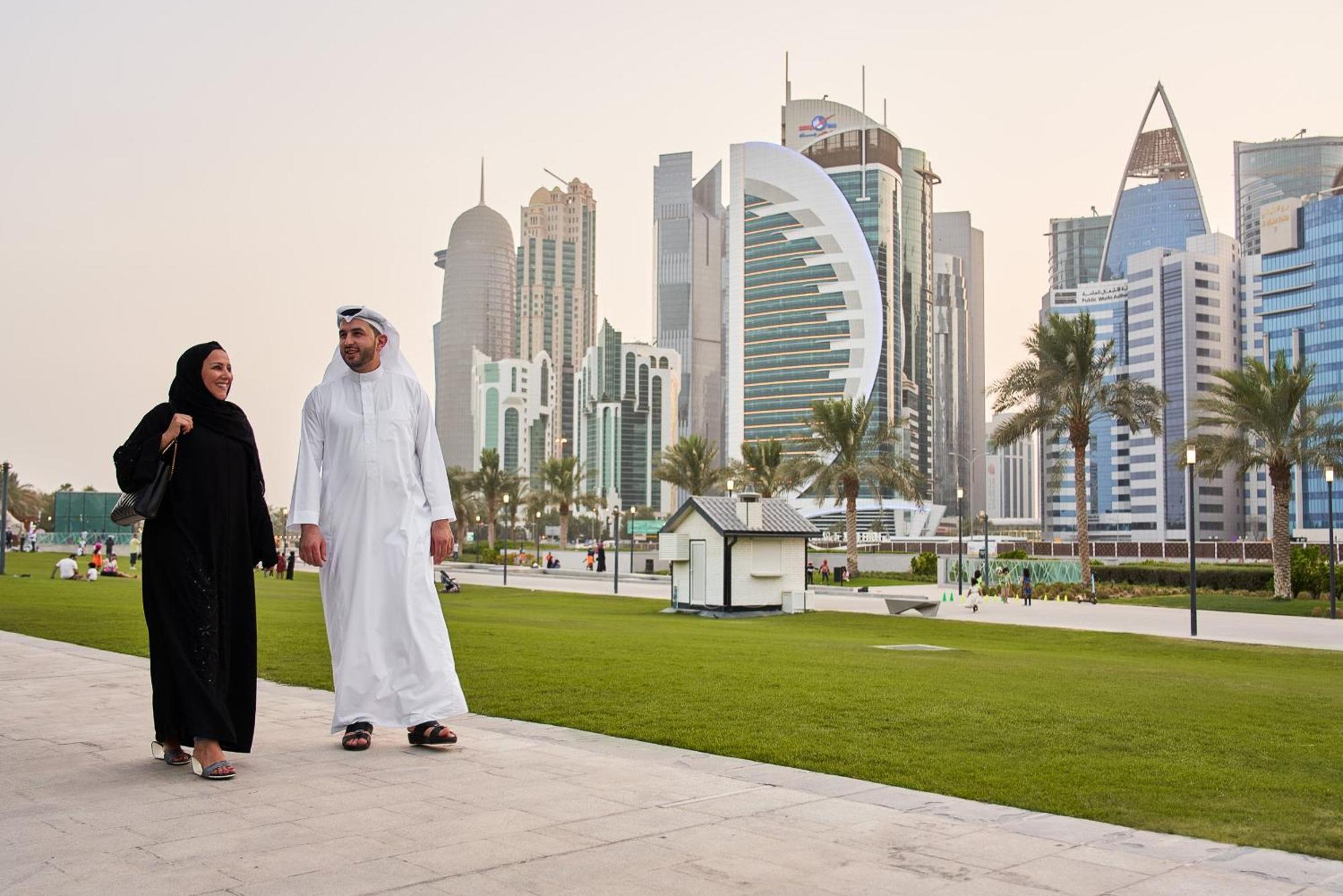Best Plaza West Bay Hotel Doha Kültér fotó Qataris in Doha